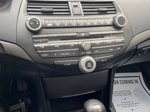 Used 2009 Honda Accord LX-P image 14