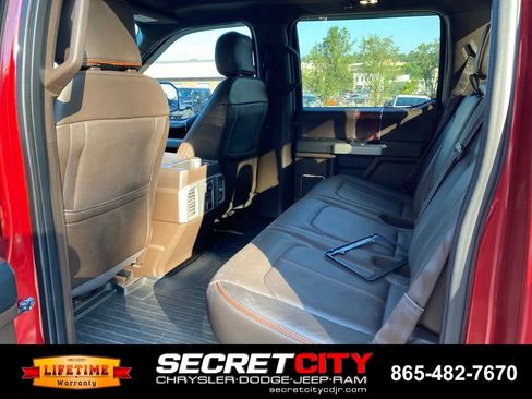 Used 2016 Ford F150 King Ranch w/ Equipment Group 601A Luxury AWD/4WD image 10