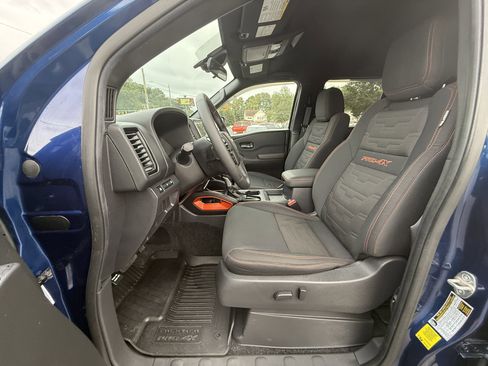 Used 2022 Nissan Frontier PRO-4X w/ Off-Road Protection Package image 19