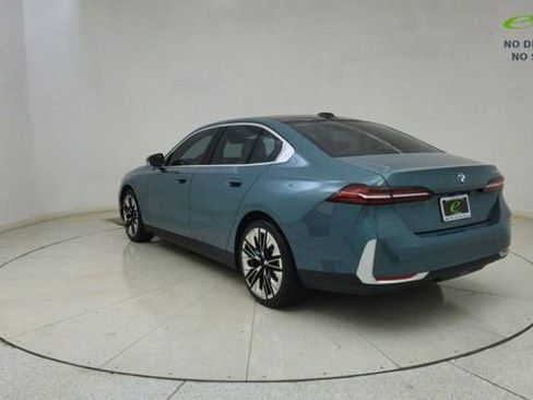Used 2026 BMW 530i RWD image 66