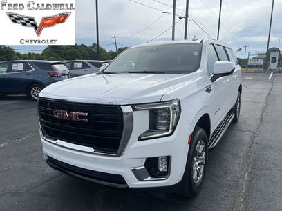 Used 2022 GMC Yukon XL SLE