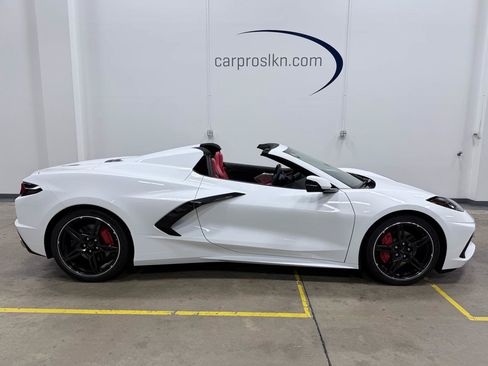 Used 2023 Chevrolet Corvette Stingray Preferred Conv w/ Battery Protection Package RWD image 8