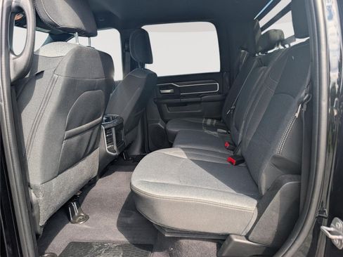 Used 2022 RAM 2500 Big Horn w/ Night Edition AWD/4WD image 17