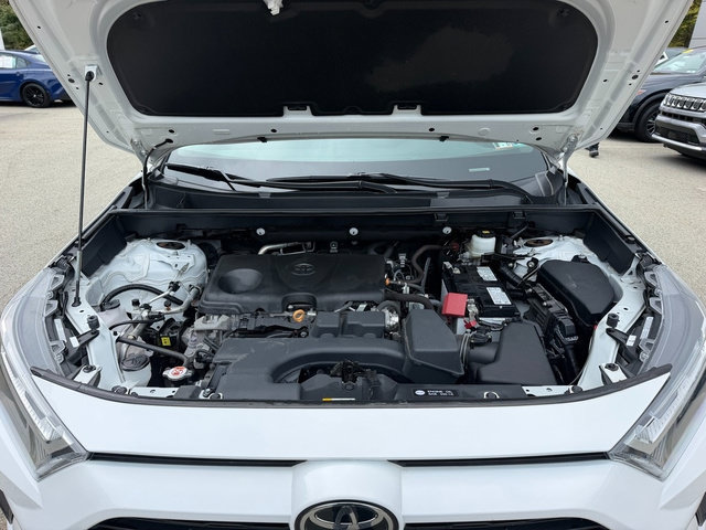 Certified 2024 Toyota RAV4 XLE AWD/4WD image 13
