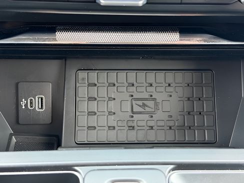 Used 2025 Ford F150 Platinum AWD/4WD image 25