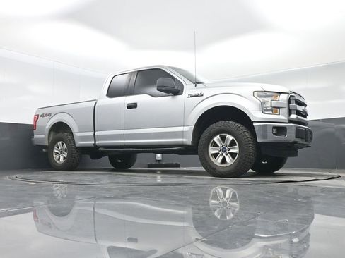 Used 2015 Ford F150 XLT w/ Snow Plow Prep Package image 32