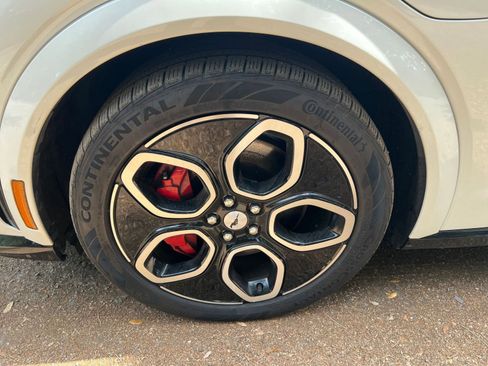 Used 2023 Ford Mustang Mach-E GT image 28