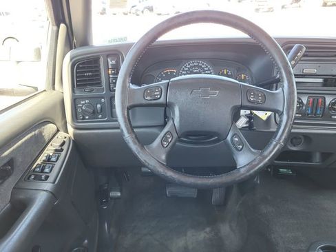 Used 2003 Chevrolet Silverado 2500 LS w/ Skid Plate Package AWD/4WD image 26
