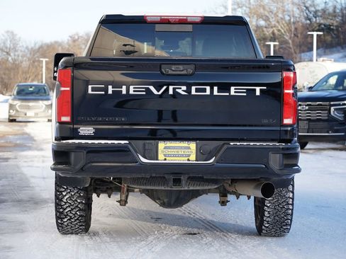 Used 2025 Chevrolet Silverado 3500 LTZ w/ LTZ Plus Package image 4