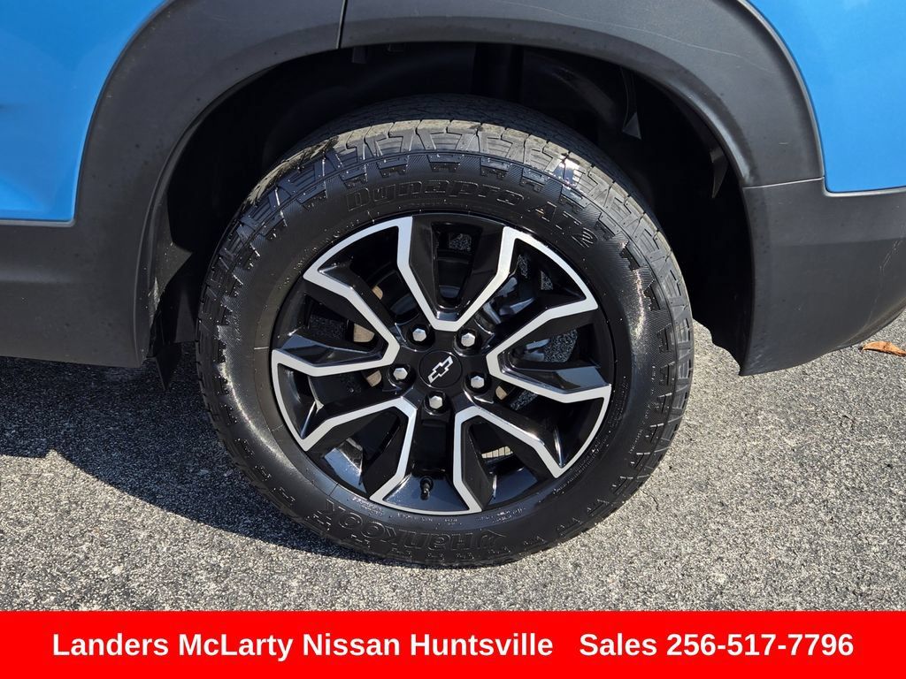 Used 2025 Chevrolet TrailBlazer ACTIV w/ Driver Confidence Package AWD/4WD image 12