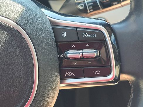 Used 2022 Kia Sorento S FWD image 8