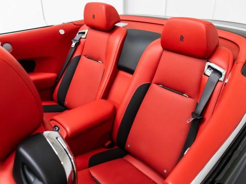 Used 2020 Rolls-Royce Dawn RWD image 44