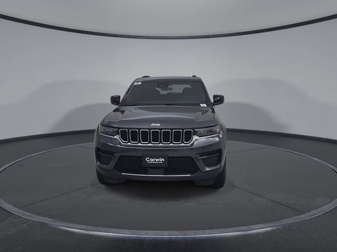 New 2026 Jeep Grand Cherokee Laredo X AWD/4WD image 5