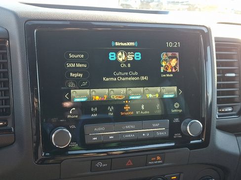 Used 2023 Nissan Frontier PRO-4X w/ Pro-4X Premium Package image 16