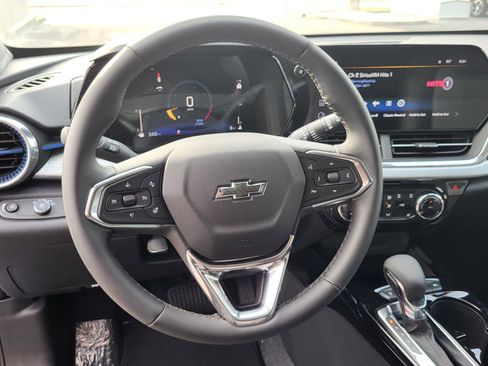 New 2026 Chevrolet Trax LT w/ Driver Confidence Package FWD image 16