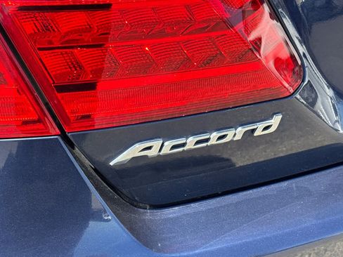 Used 2014 Honda Accord EX-L image 24