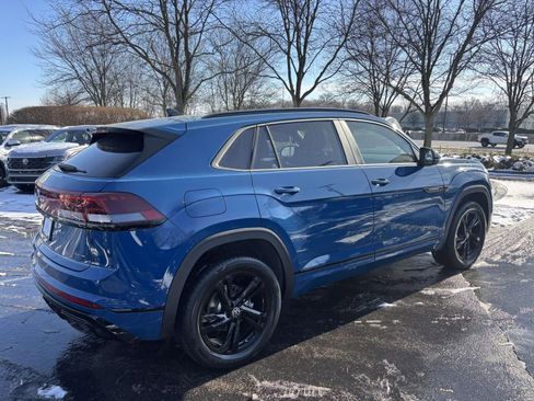New 2026 Volkswagen Atlas Cross Sport SEL R-Line AWD/4WD image 7