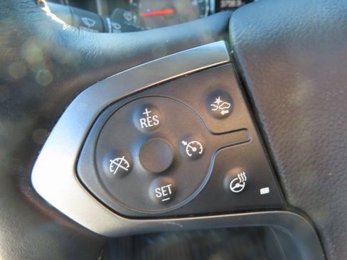 Used 2015 Chevrolet Silverado 3500 LTZ image 17