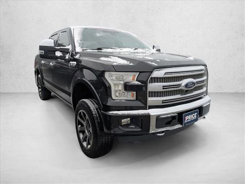 Used 2015 Ford F150 Platinum w/ Equipment Group 701A Luxury image 3