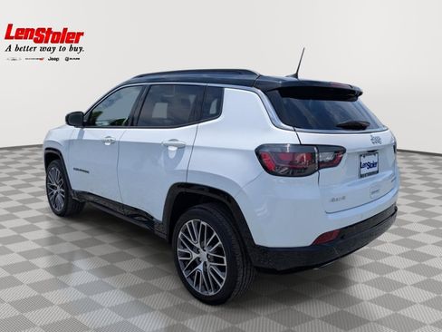 Used 2023 Jeep Compass Limited w/ Elite Group AWD/4WD image 3