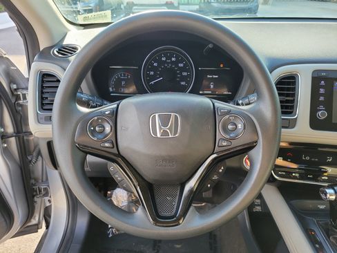 Used 2021 Honda HR-V EX image 17