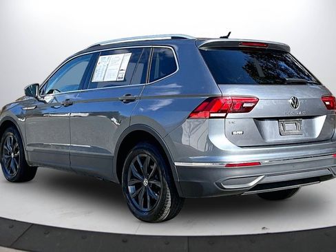 Used 2024 Volkswagen Tiguan SE image 7