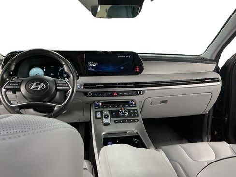 Used 2023 Hyundai Palisade SEL w/ Winter Package image 6