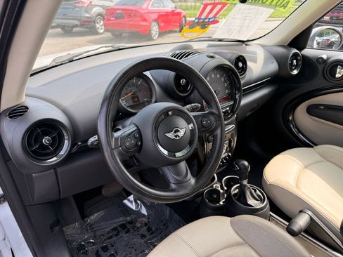 Used 2015 MINI Cooper Countryman FWD image 9