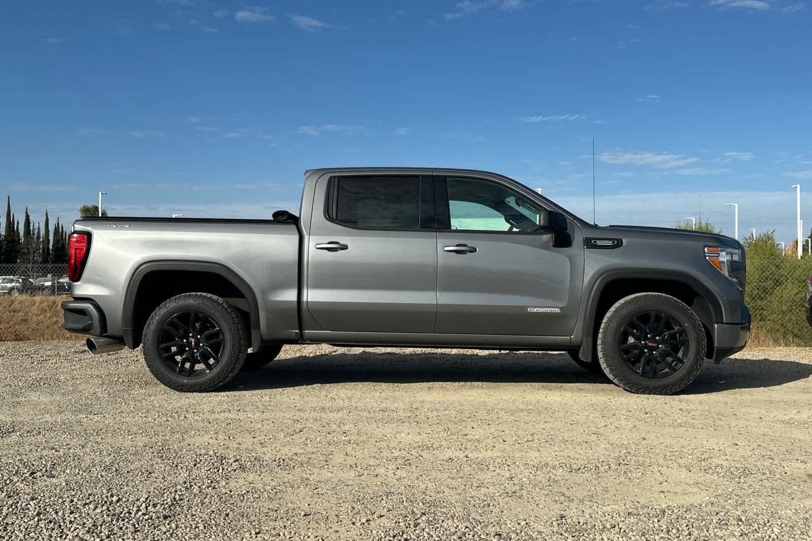 Used 2021 GMC Sierra 1500 Elevation AWD/4WD image 8