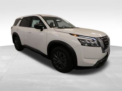 New 2025 Nissan Pathfinder S