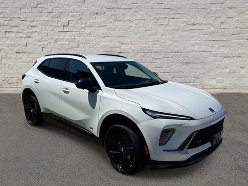 Used 2025 Buick Envision Sport Touring image 7