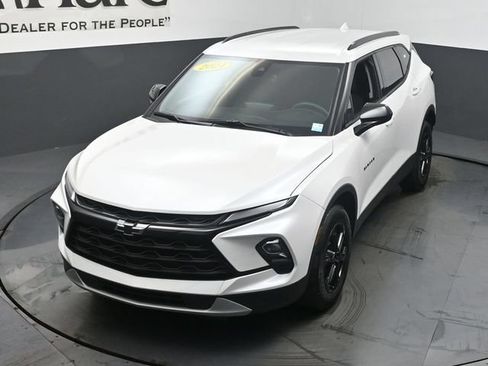 Used 2024 Chevrolet Blazer LT w/ Convenience Package FWD image 46