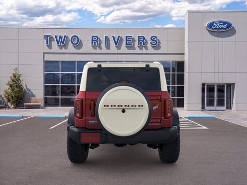 New 2026 Ford Bronco Outer Banks w/ Sasquatch Package AWD/4WD image 5