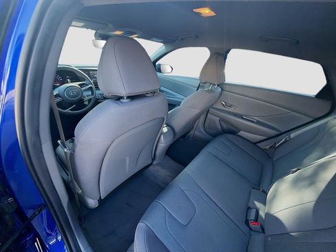 Used 2023 Hyundai Elantra SE w/ Cargo Package FWD image 23