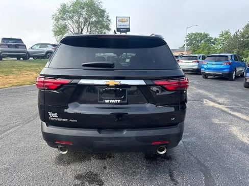 Used 2023 Chevrolet Traverse LT w/ LT Premium Package AWD/4WD image 6
