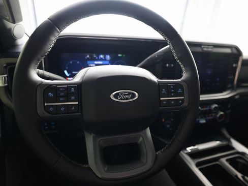 Used 2025 Ford F450 Lariat w/ Lariat Ultimate Package image 19