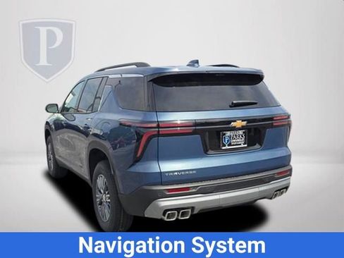 New 2026 Chevrolet Traverse LT w/ Driver Confidence Package FWD image 9