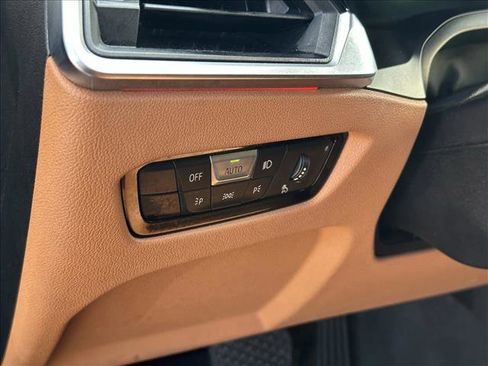 Used 2022 BMW 330i Sedan w/ Driving Assistance Package RWD image 19