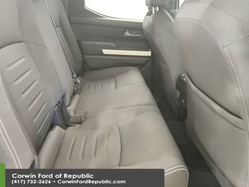 Used 2024 Toyota Tacoma TRD Off-Road image 23