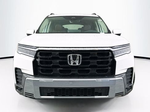 Used 2026 Honda Pilot Elite image 5