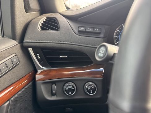 Used 2018 Cadillac Escalade Premium Luxury w/ LPO, Radiant Package image 11