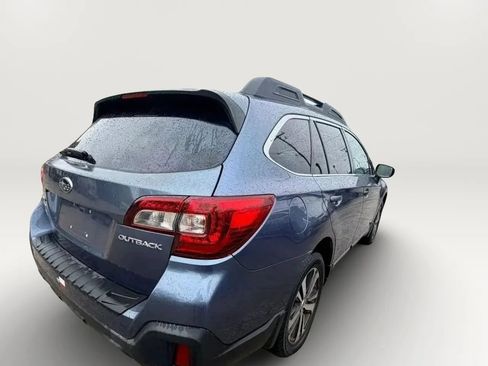 Used 2018 Subaru Outback 2.5i Limited w/ Popular Package #2 AWD/4WD image 9