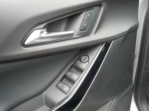 Used 2025 Chevrolet Equinox LT AWD/4WD image 19