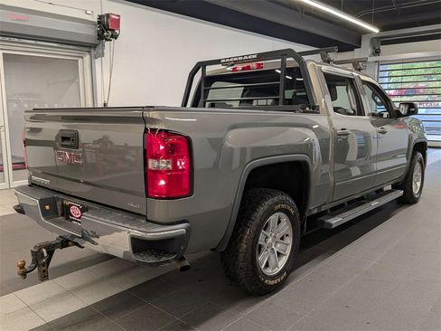 Used 2017 GMC Sierra 1500 SLE w/ SLE Value Package image 3