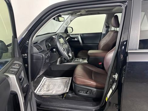 Used 2023 Toyota 4Runner Limited AWD/4WD image 21
