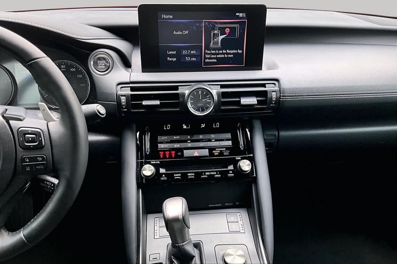 Used 2025 Lexus IS 300 w/ Comfort Package RWD image 7
