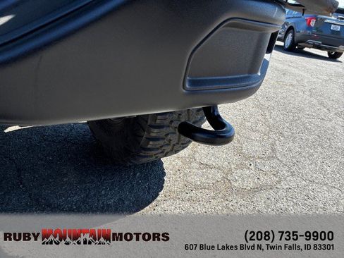 Used 2016 Jeep Wrangler Unlimited Rubicon w/ Dual Top Group AWD/4WD image 34