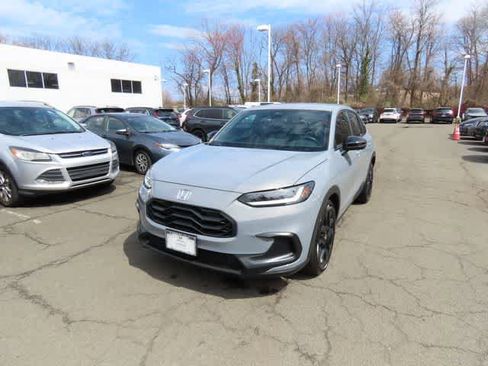 Used 2023 Honda HR-V Sport image 1