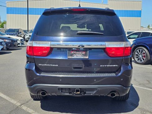 Used 2011 Dodge Durango Citadel w/ Trailer Tow Group IV RWD image 4