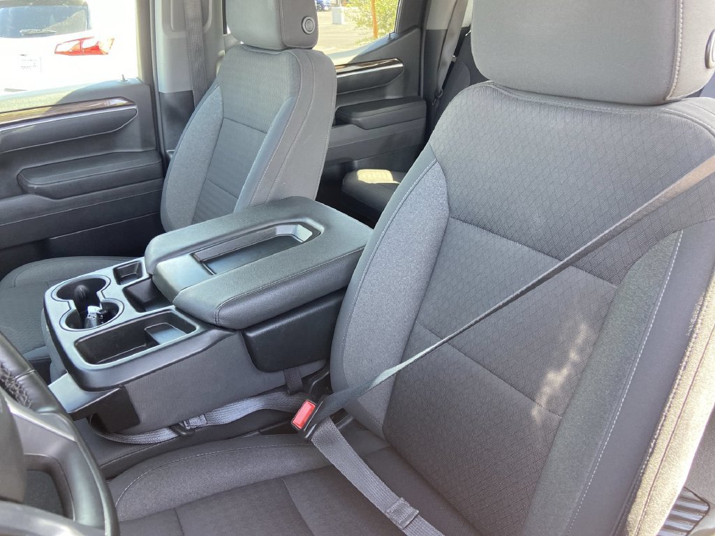 Used 2025 Chevrolet Silverado 1500 LT RWD image 15